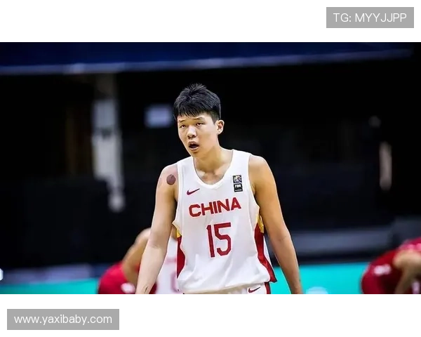 中国篮球队备战世界杯 新星崭露头角 老将领衔冲击奖牌目标