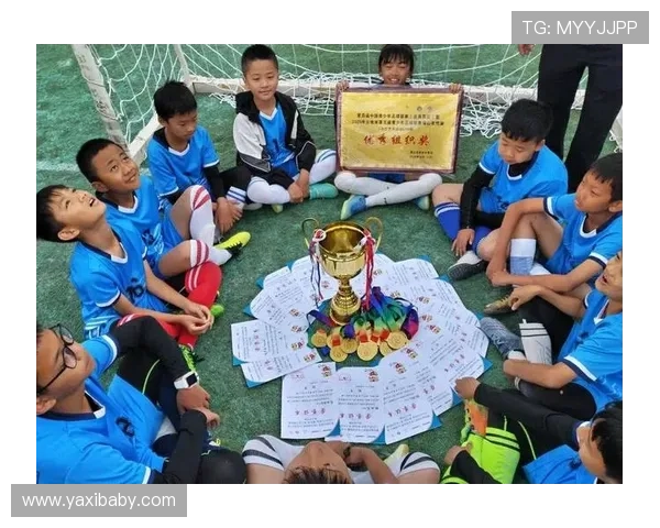 中国足球超级联赛新赛季揭幕战精彩纷呈 多支强队火力全开争夺冠军荣耀