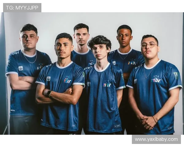 布莱克浦足球俱乐部最新动态：阵容更新与未来赛季展望